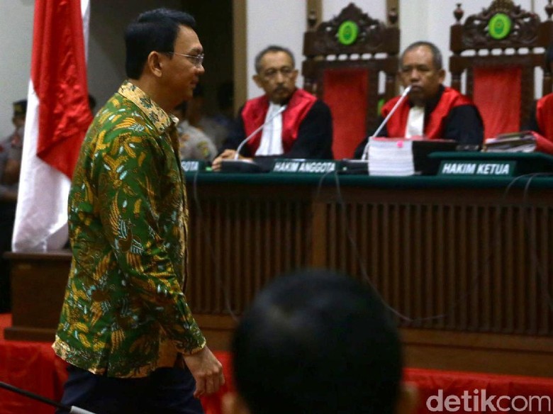 Kata Ahok Soal Pertemuan Pertamanya dengan Habib Rizieq di Sidang Kata Ahok Soal Pertemuan Pertamanya dengan Habib Rizieq di Sidang