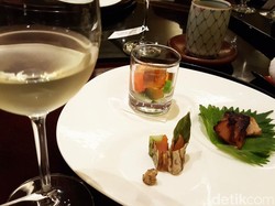 Chef Katsuki Toshihisa Sajikan Hidangan Jepang Autentik Khas Nishimura