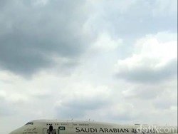 Pesawat Raja Salman akan Diinapkan Dekat Pangkalan TNI AU di Bali