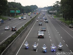 Panjangnya 4 Km, Ini Penampakan Iring-iringan Rombongan Raja Salman