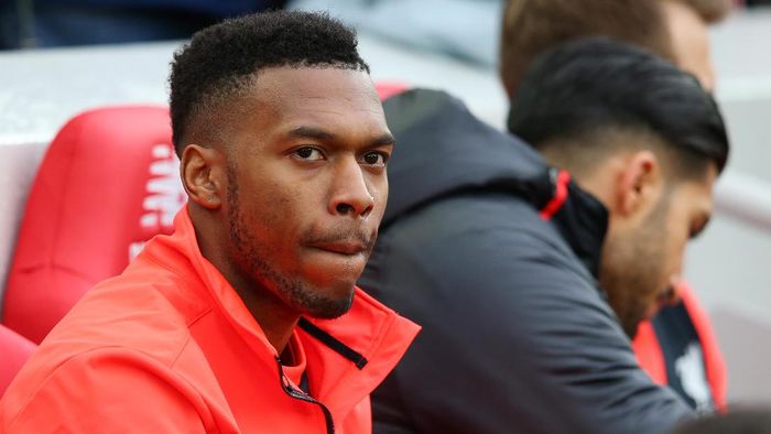 Sturridge LIVERPOOL, ENGLAND - JANUARY 28: Daniel Sturridge of Liverpool looks on from the bench during the Emirates FA Cup Fourth Round match between Liverpool and Wolverhampton Wanderers at Anfield on January 28, 2017 in Liverpool, England. (Photo by Alex Livesey/Getty Images)