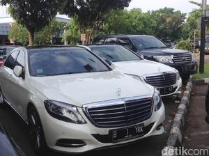 Mobil Mewah Penjemput Rombongan Raja Salman Tiba di Halim