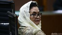 Hakim Tolak Eksepsi Siti Fadilah Supari