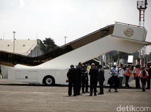 Eskalator Pesawat Raja Salman Sempat Rusak di Bali, Sudah Diperbaiki