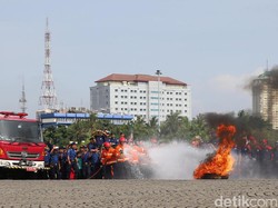 Sering Panas-panasan, Pemadam Kebakaran Berisiko Serangan Jantung