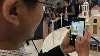 Menjajal Ponsel Oppo Berteknologi 5X Zoom