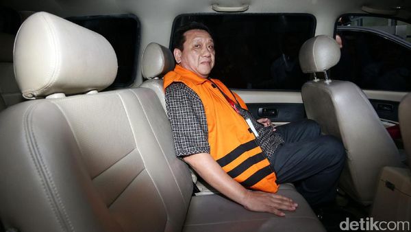 KPK Tahan Aseng terkait Kasus Suap Proyek Jalan
