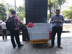 KPK Limpahkan Berkas e-KTP ke PN Tipikor, Tebalnya 24 Ribu Lembar