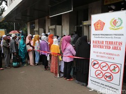 Masyarakat Padati Masjid Istiqlal Jelang Kunjungan Raja Salman