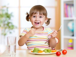 Anak Sulit Makan? Cari Solusinya Bersama Chef Steby di Acara Istimewa Ini