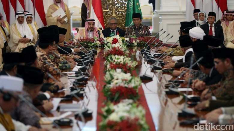 Raja Salman akan Temui Tokoh Lintas Agama Usai Jumatan