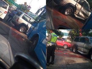 TransJ Tabrakan dengan Minibus di Jalan Panjang Kebon Jeruk