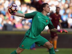 Masa Depannya Belum Pasti, Szczesny Tegaskan Cuma Mau Jadi Kiper Nomor 1