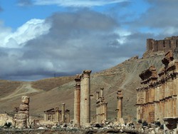 Pasukan Suriah Kembali Memasuki Palmyra yang Dikuasai ISIS