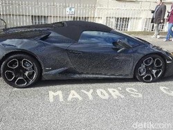 Pengguna Lambo Serobot Lahan Parkir untuk Mobil Walikota