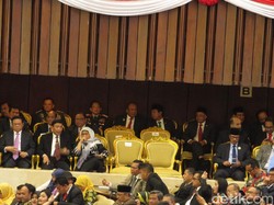 Saat Prabowo Hormat ke Wiranto dan Salami SBY di DPR