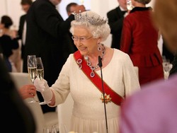 Ratu Elizabeth II Rayakan Ulang Tahun ke-91 dengan Sederhana