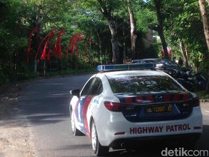 Mobil Polisi Bakal Dipasangi Kamera untuk Intai Pelanggar di Tol! Mobil Polisi Bakal Dipasangi Kamera untuk Intai Pelanggar di Tol!