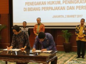 Sri Mulyani dan Ketua KPPU Teken MoU Awasi Harga Pangan