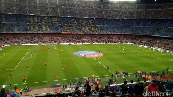 Aksi Barca Melumat Sporting Gijon dari Oppo F1s