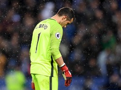 Apakah Claudio Bravo Akan Bisa Membuat Penyelamatan Lagi?