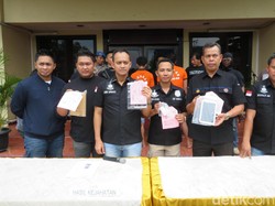 Polisi Tangkap Komplotan Pencuri Modus Ban Gembos di Jakbar