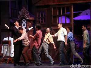 Opera Ikan Asin Warnai Akhir Pekanmu