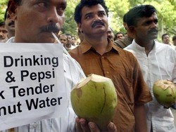 Pedagang Tamil Nadu Memboikot Coca-Cola dan Pepsi
