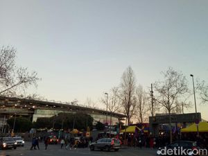 Mobil Tua Dilarang di Kota Ini Demi Kurangi Emisi Mobil Tua Dilarang di Kota Ini Demi Kurangi Emisi