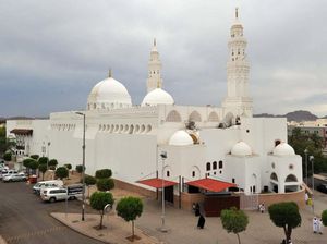 Aturan Ramadan di Saudi: Jangan Bawa Anak ke Masjid