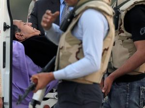 Dakwaan Pembunuhan Dicabut, Hosni Mubarak Akhirnya Bebas Dakwaan Pembunuhan Dicabut, Hosni Mubarak Akhirnya Bebas