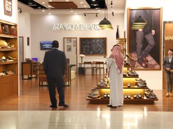 Sebelum Liburan ke Bali, Delegasi Raja Salman Belanja di Lotte
