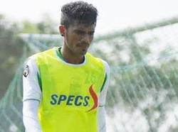 Alfin Tuasalamony Diikat Arema FC 2 Musim Sekaligus