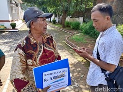 Lapor Rel Patah, Mbah Sariyo Diganjar Penghargaan oleh PT KA Daop 3