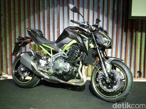 Harga Kawasaki Z900 Lebih Mahal Rp 13 Juta dari Z800