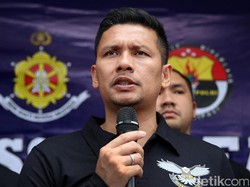 Polisi Hentikan Penyidikan Wanita yang Bawa Sangkur ke Sidang Ahok