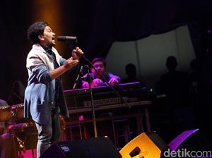 Tegaskan Terapinya Alami, Cucu Mak Erot Undang Tompi untuk Coba Sendiri