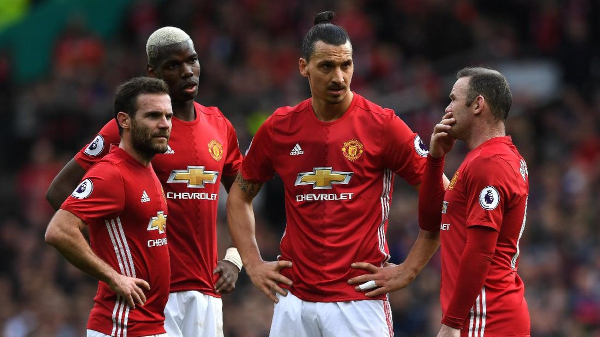 Juan Mata, Paul Pogba, Zlatan Ibrahimovic, dan Wayne Rooney. Foto: Getty Images Sport/Shaun Botterill