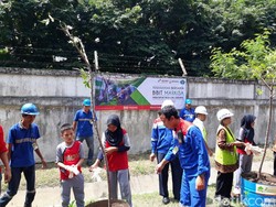 Pertamina Lubricants Hijaukan Gresik