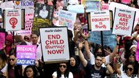 Aksi Womens March di Depan Istana Merdeka