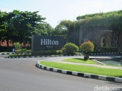 Unta di Dekat St Regis Bukan untuk Rombongan Raja Salman