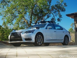 Toyota Perlihatkan Mobil Tanpa Sopir Pertama