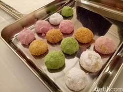 Belajar Membuat Honoron, Cookies Beras Warna-warni yang Renyah Manis