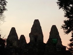 Spot Menikmati Sunset Cantik di Sekitar Angkor Wat