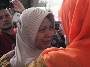 Isak Tangis Yuli, Tersadar Anak dan Suami Tak Lagi Pulang ke Rumah