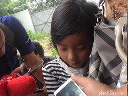 Cerita Asyifa Bolos 1 Bulan Demi Menanti Ayah yang Tertahan di Sudan