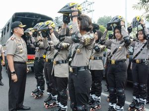 Tim Srikandi Besutan M Iqbal Menenangkan Warga di CFD Surabaya