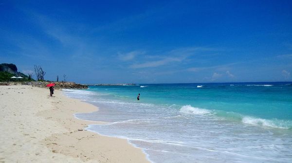 Tertarik ke Pantai Cantik Ini, Rombongan Raja Salman?