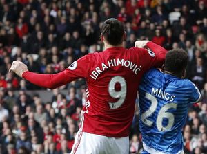 Terkait Sikutannya terhadap Bek Bournemouth, Ibra Siap dengan Potensi Sanksi