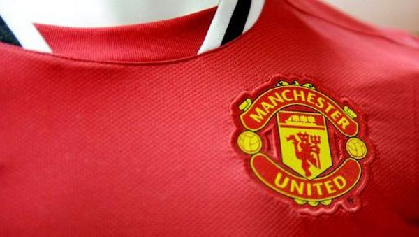 10 Pembelian Terburuk MU di Abad ke-21
